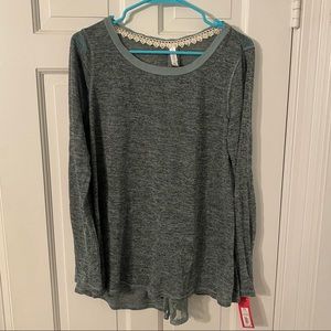 ❗️SALE Xhilaration Long Sleeve with Open Back